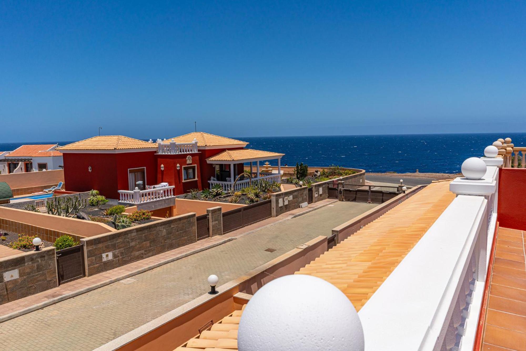 Villa Oceana - Cliffside Retreat Costa De Antigua Εξωτερικό φωτογραφία