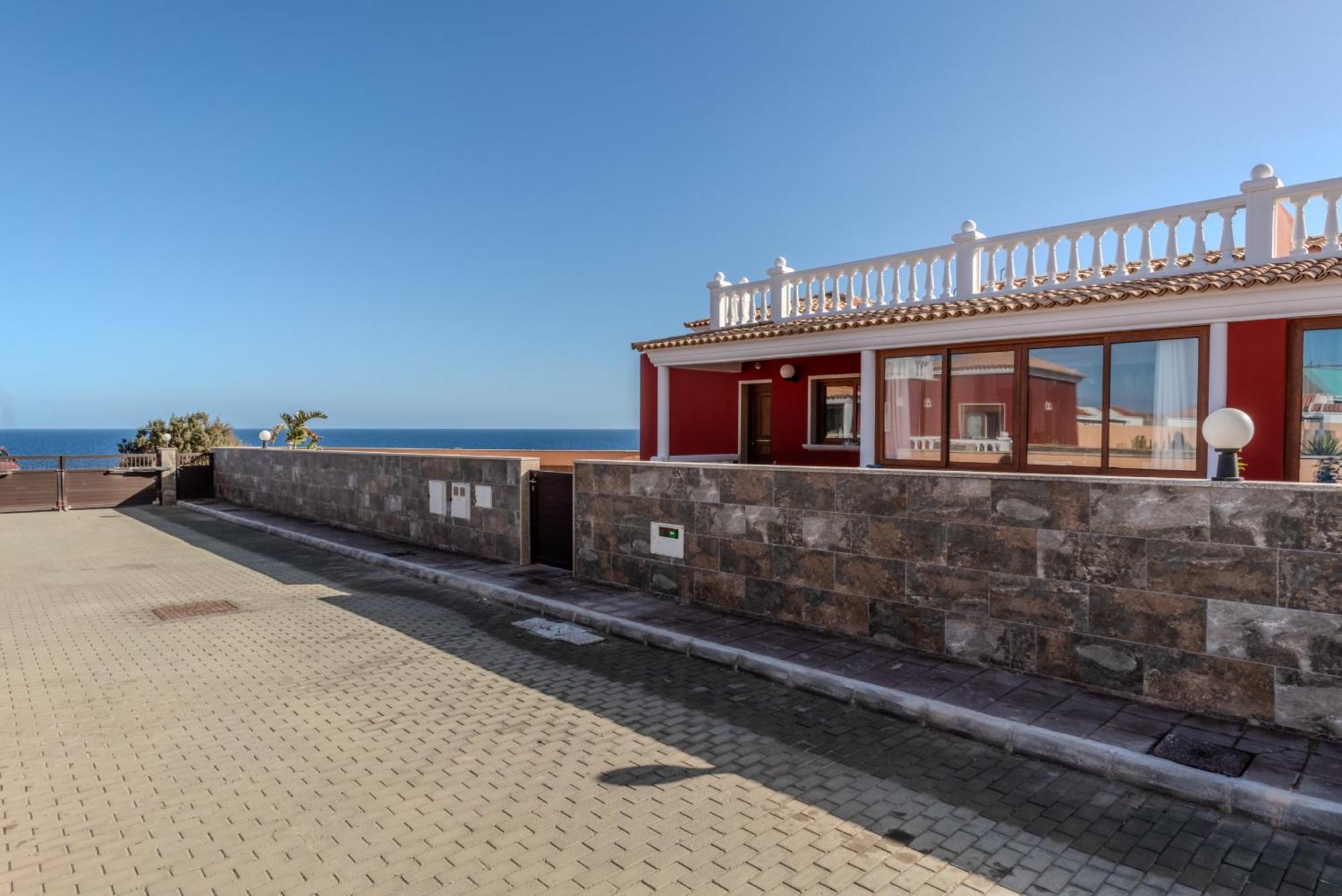 Villa Oceana - Cliffside Retreat Costa De Antigua Εξωτερικό φωτογραφία